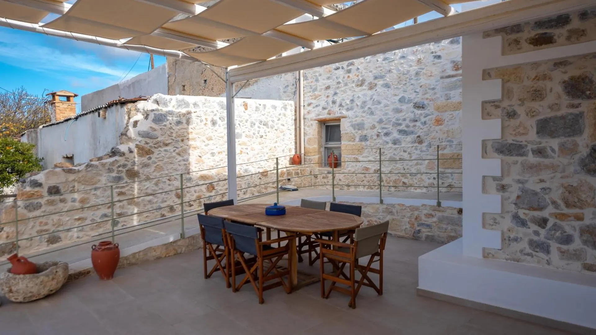 Apartment Olive Millstone Suites Episkopi  Greece
